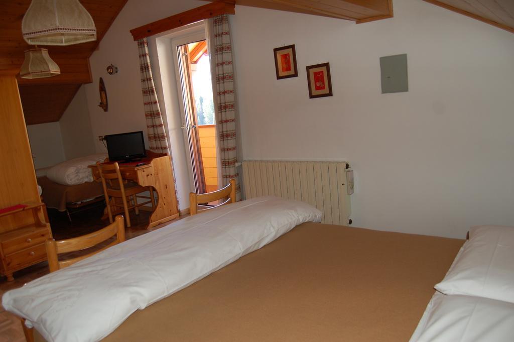 Hotel Millefiori Vigo di Fassa Cameră foto