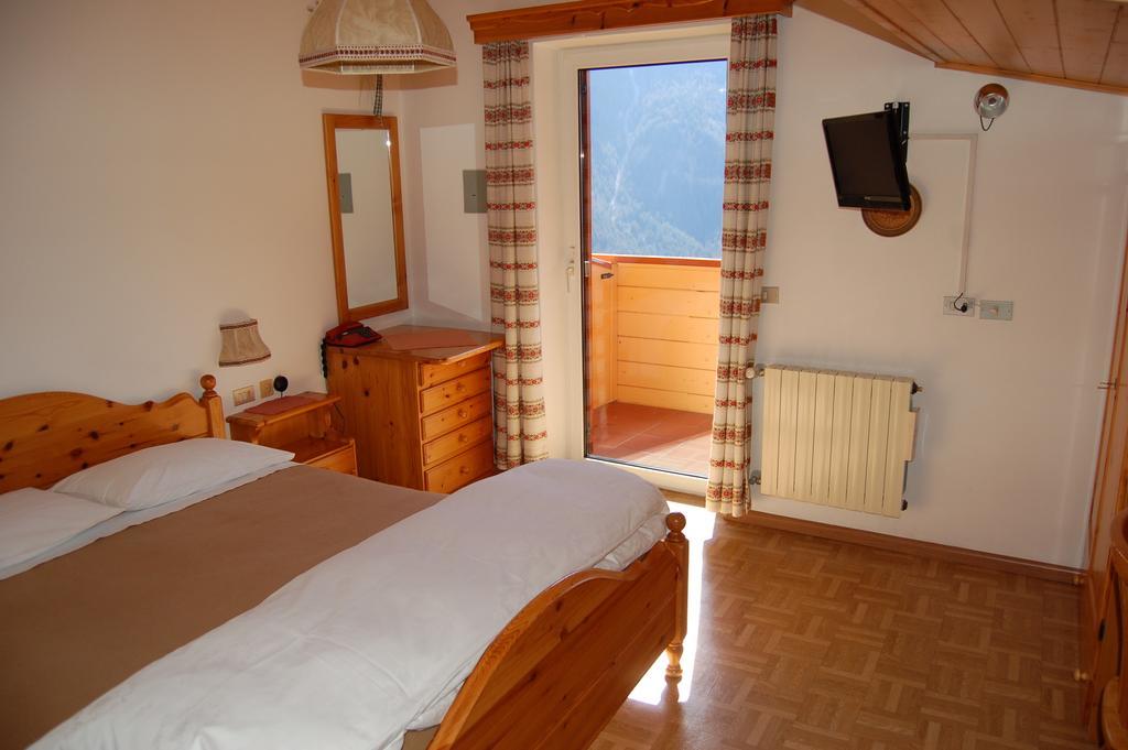 Hotel Millefiori Vigo di Fassa Cameră foto